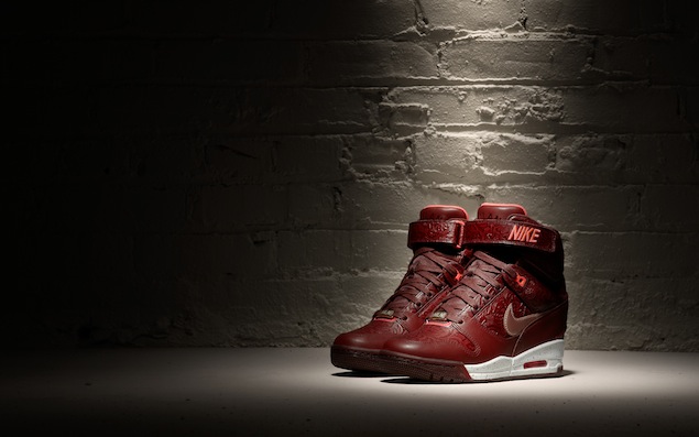 Nike Air Revolution Sky High City Pack