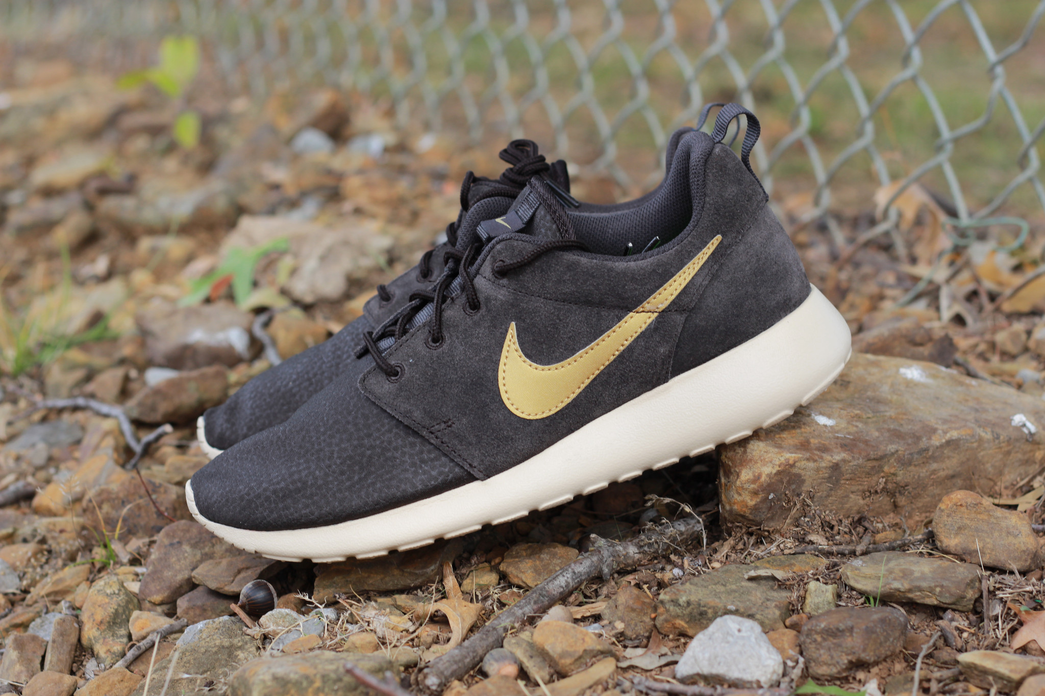 Nike Roshe Run Suede - Roshe Run i - Cool Sneakers