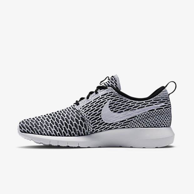 Nike Roshe Run Flyknit 'Black/Dark Grey/White'