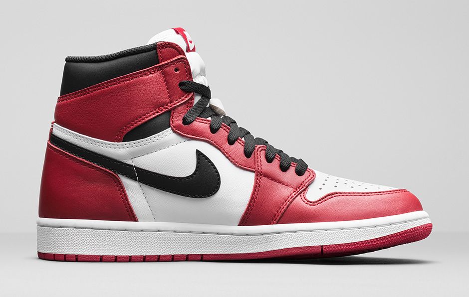 Nike Air Jordan 1 Retro High Varsity Red Cool Sneakers