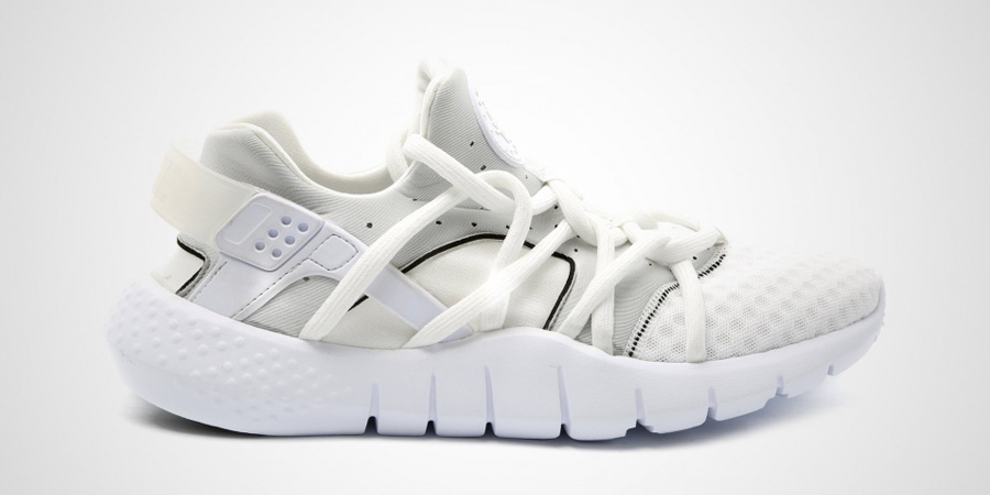 Nike Huarache Triple White - Cool Sneakers