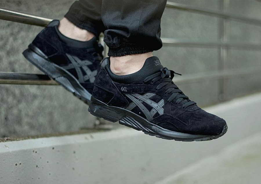 Asics Gel Lyte V Triple - Cool Sneakers