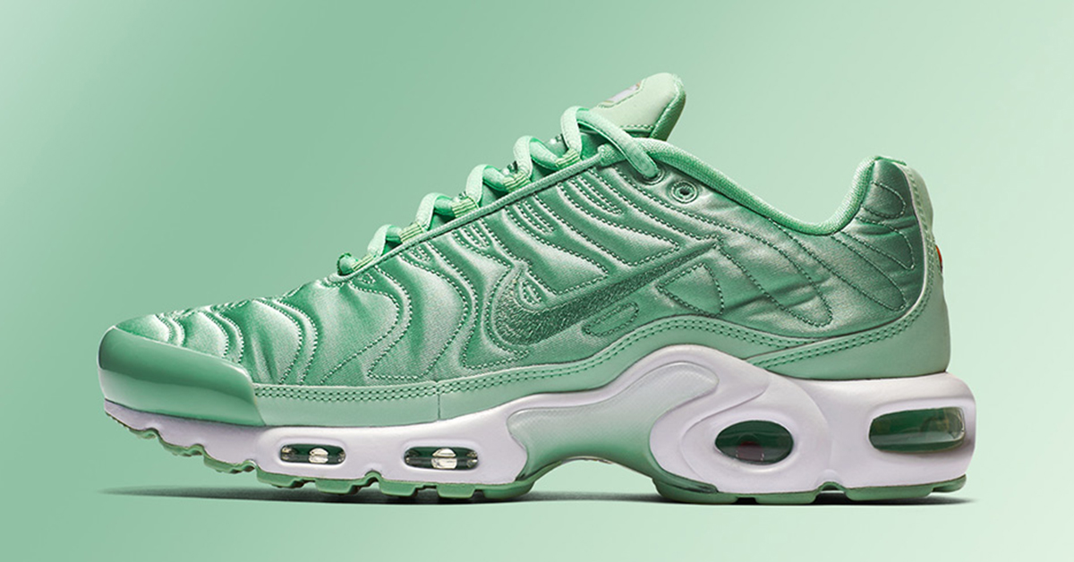 air max plus light green