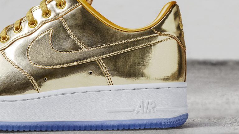 nike air force 1 metal logo