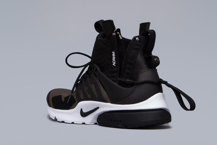 Acronym x NikeLab Air Presto Mid Olive