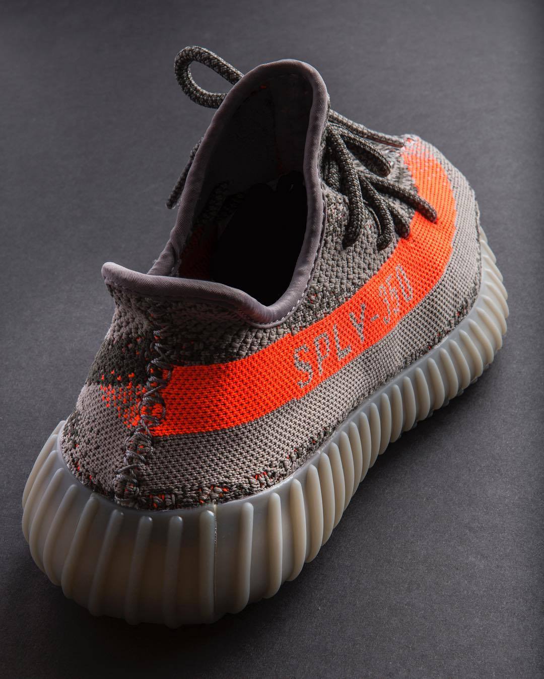 adidas-yeezy-boost-350-v2-beluga-04
