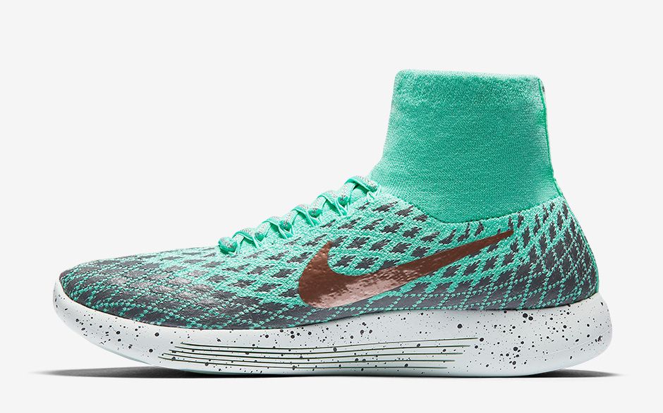 Nike LunarEpic Flyknit Shield Green Glow