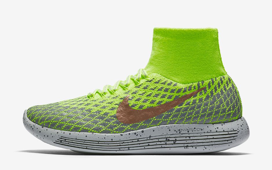 Nike LunarEpic Flyknit Shield Volt