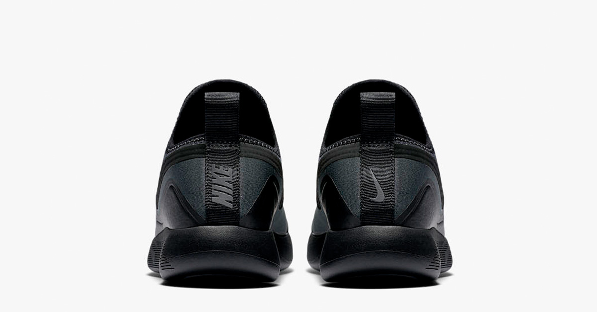 womens-nike-lunarcharge-triple-black-04