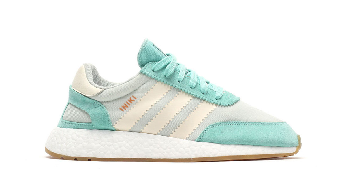 womens adidas primeknit nmd