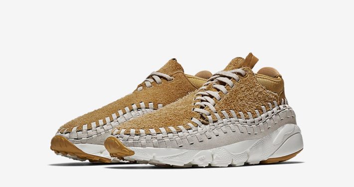 Nike Air Footscape Woven Chukka Flat Gold