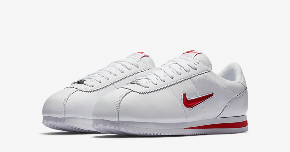 nike white sneakers with red swoosh