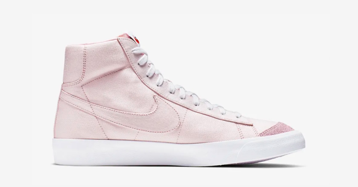 pink blazers 77