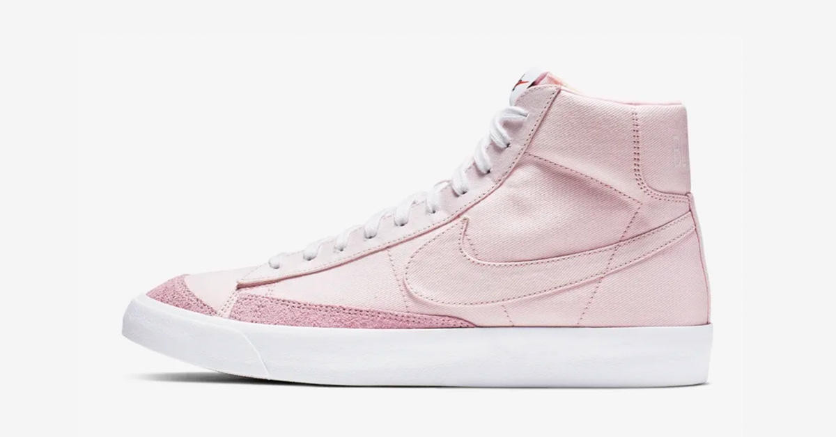 pink blazers 77