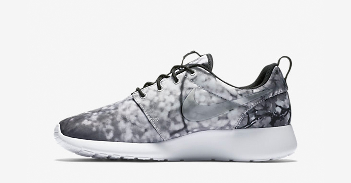 nike roshe cherry blossom