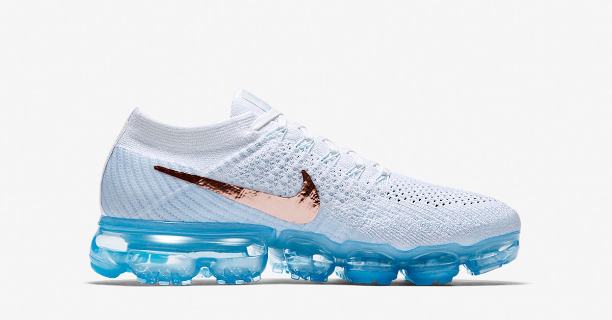 Womens Nike Air VaporMax Summit White Blue Cool Sneakers